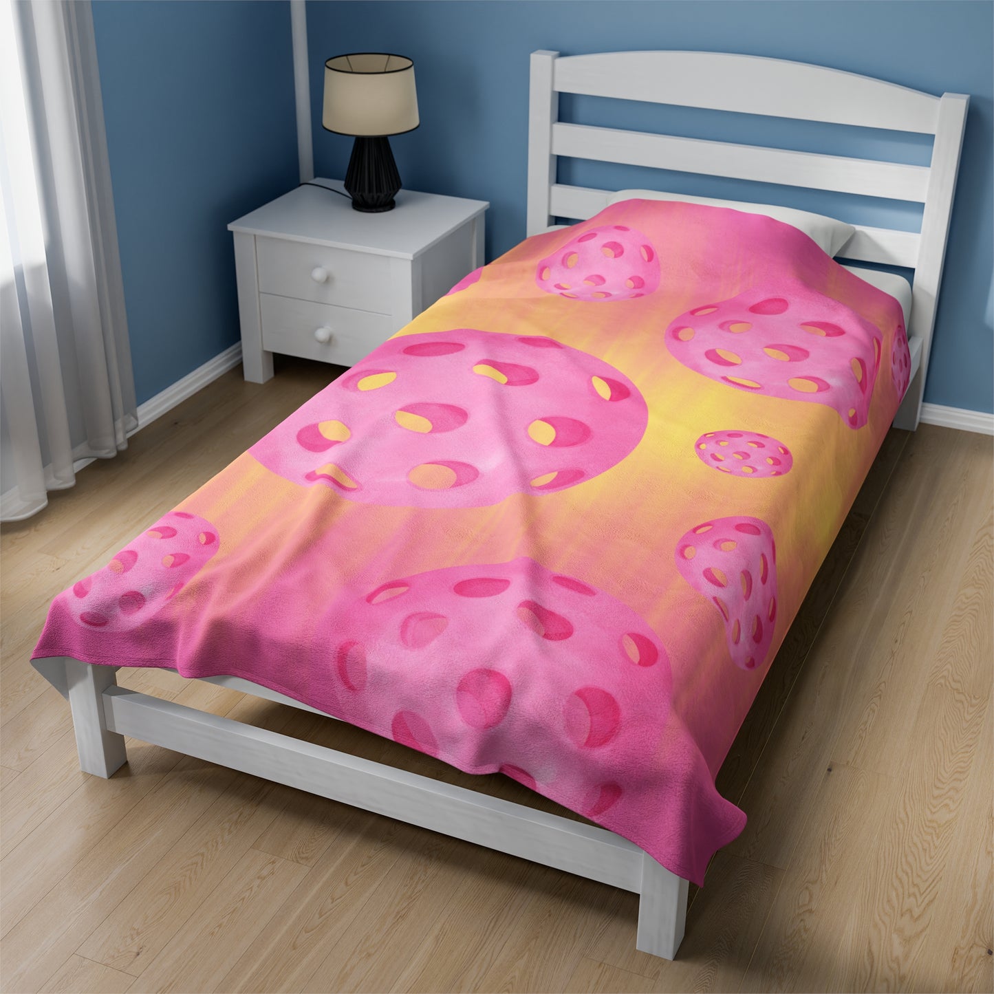 Plush Blanket - Pickleball Design, Small to  Extra Large sizes - Gift for Home | floating pink balls style